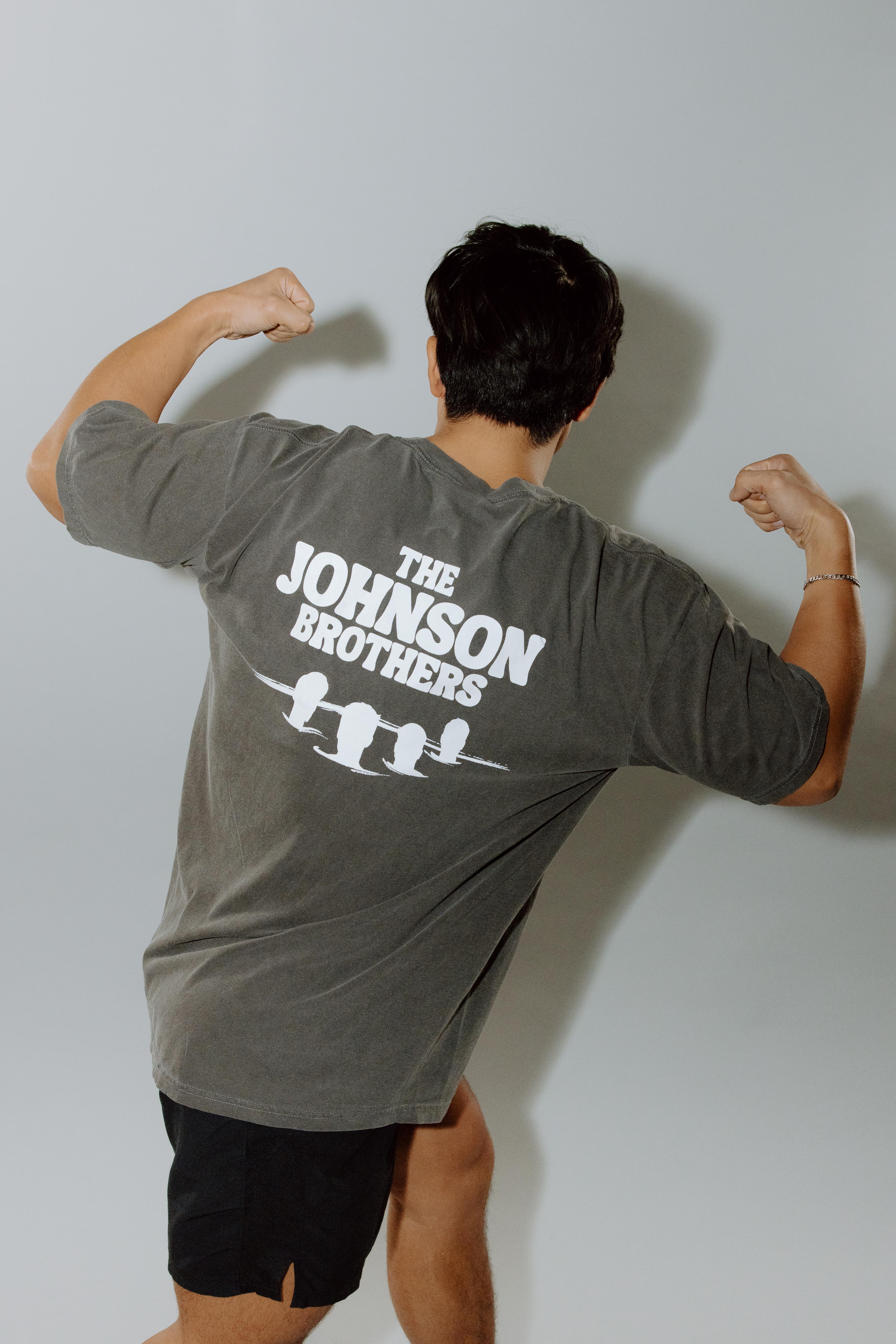 THE JOHNSON BROTHER T – Gray