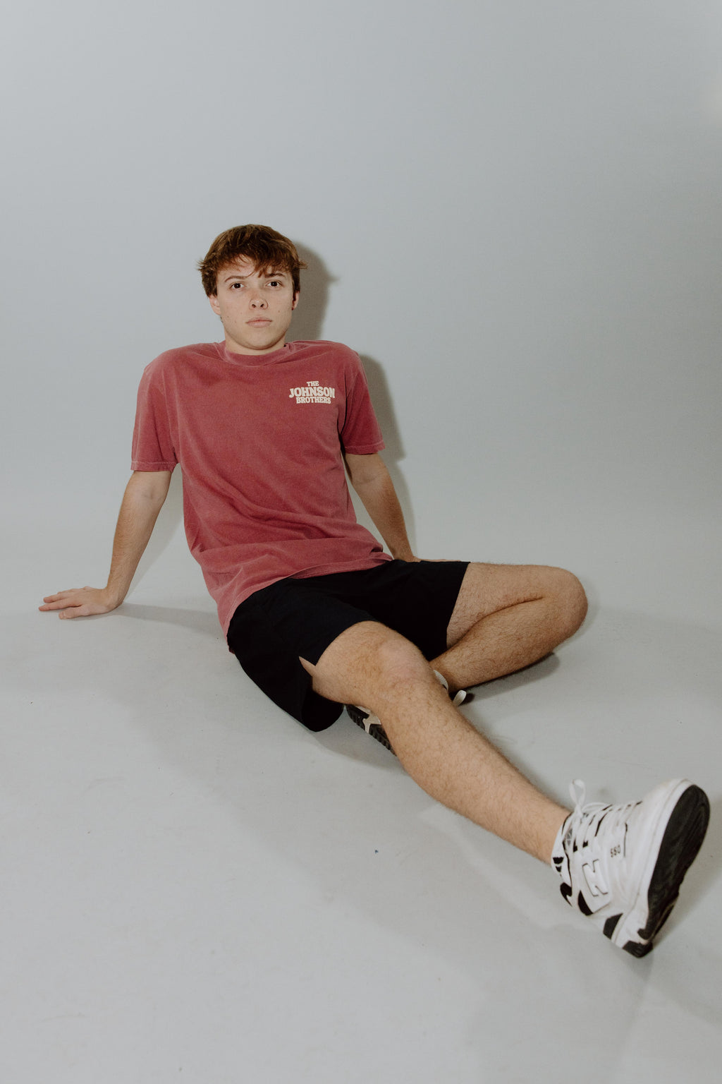 THE JOHNSON BROTHER T – Red