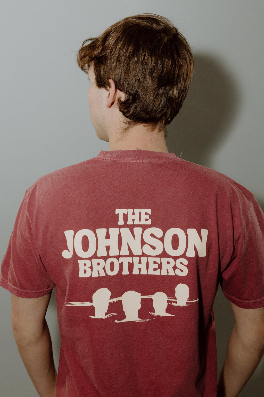 THE JOHNSON BROTHER T – Red