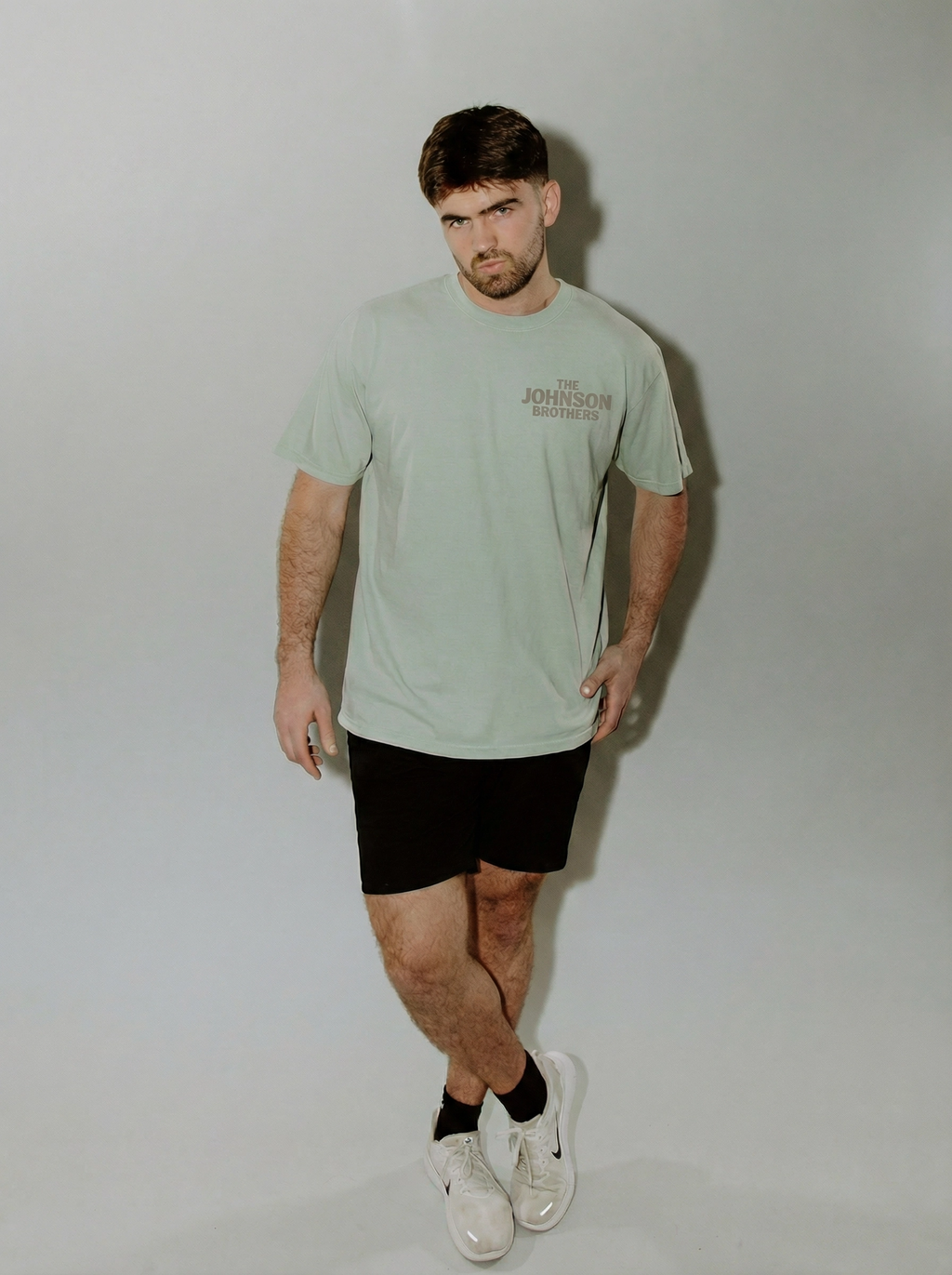 THE JOHNSON BROTHER T – Green
